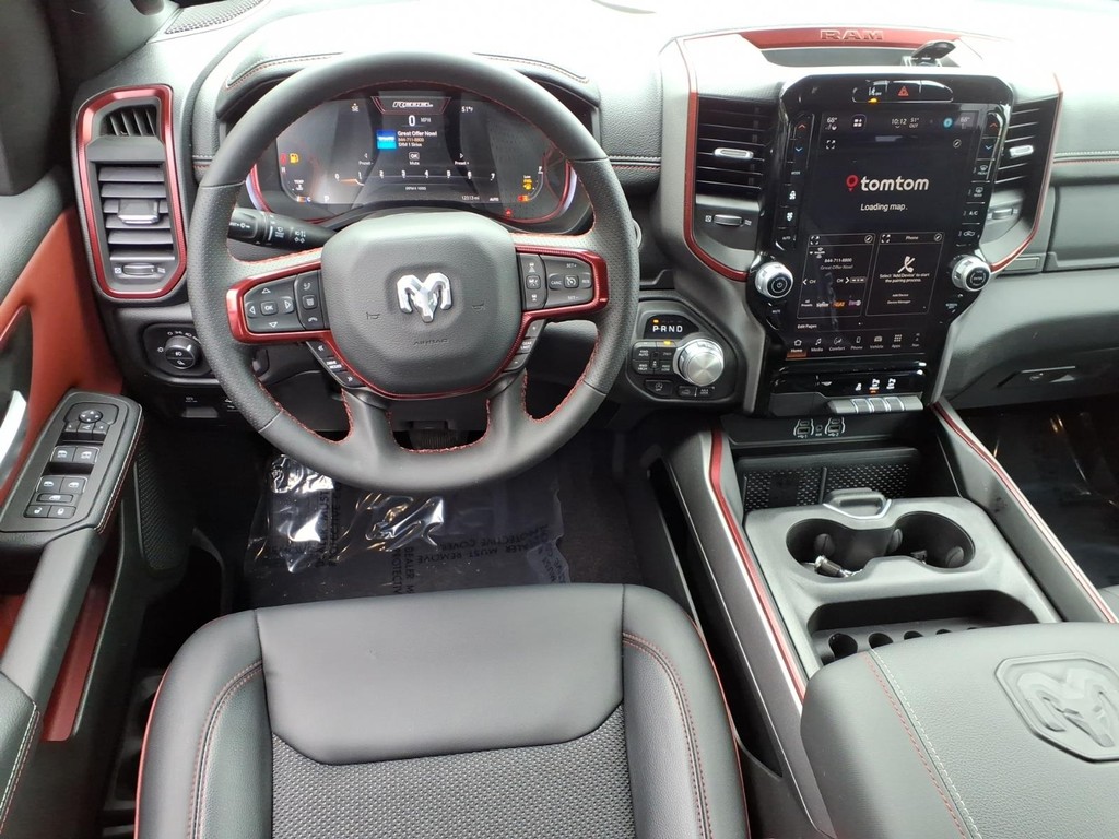 Ram 1500 Vehicle Full-screen Gallery Image 7