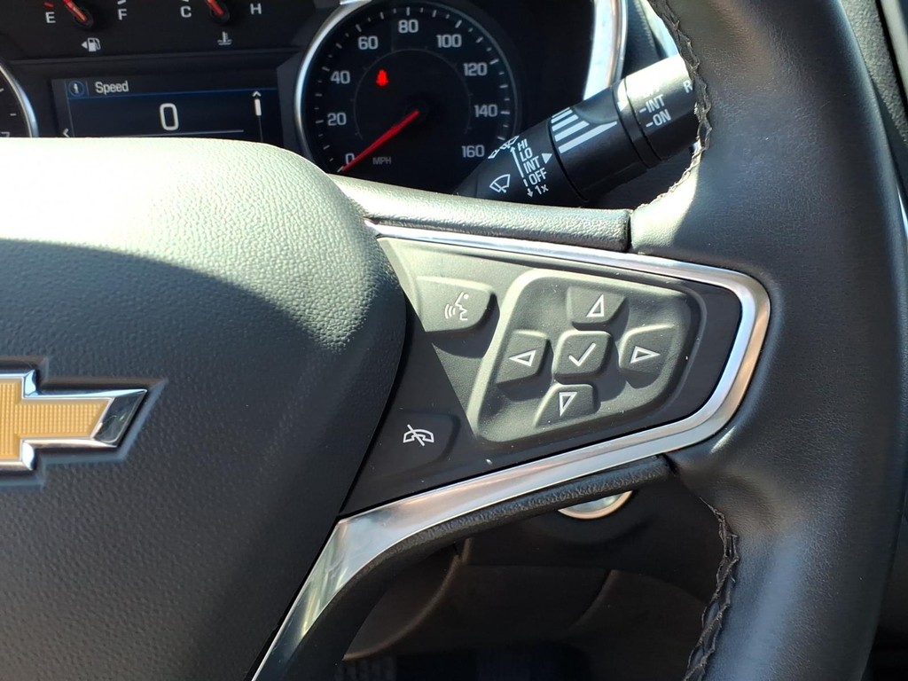 Chevrolet Equinox Vehicle Full-screen Gallery Image 13