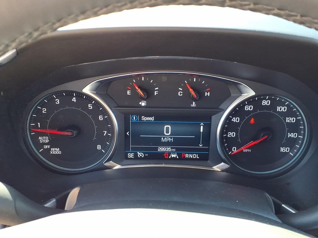 Chevrolet Equinox Vehicle Full-screen Gallery Image 14