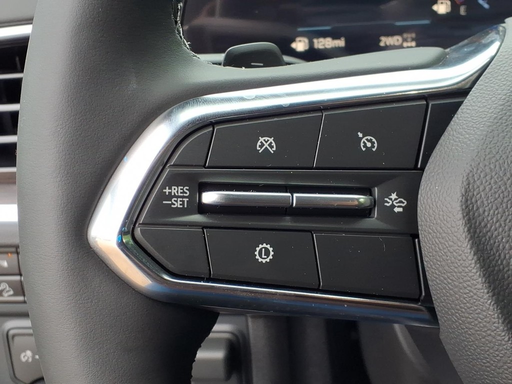 Chevrolet Tahoe Vehicle Full-screen Gallery Image 11