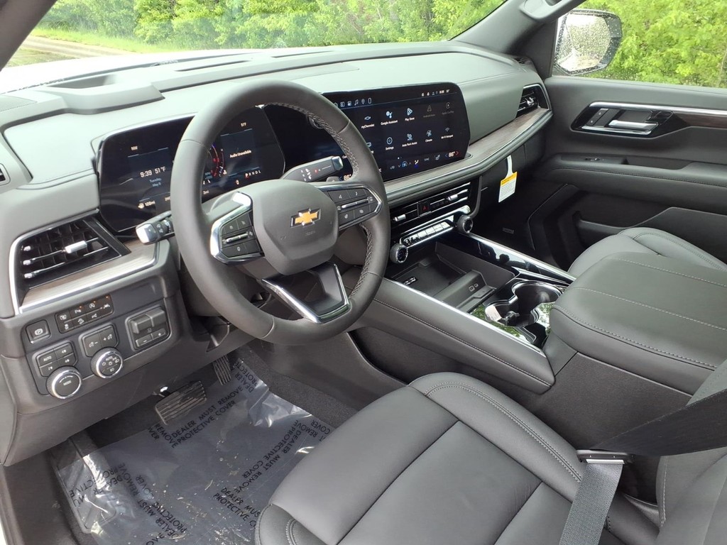 Chevrolet Tahoe Vehicle Full-screen Gallery Image 16
