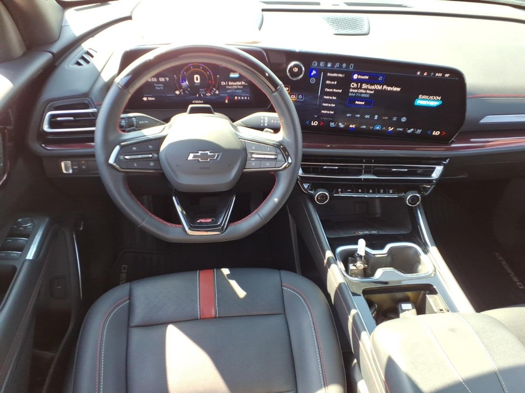 Chevrolet Traverse Vehicle Full-screen Gallery Image 7