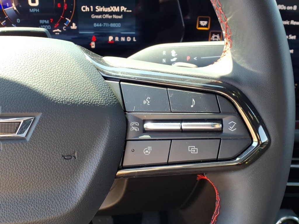 Chevrolet Traverse Vehicle Full-screen Gallery Image 12