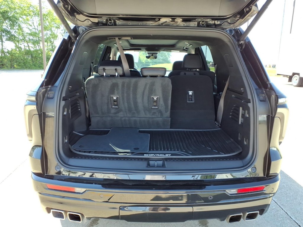 Chevrolet Traverse Vehicle Full-screen Gallery Image 19