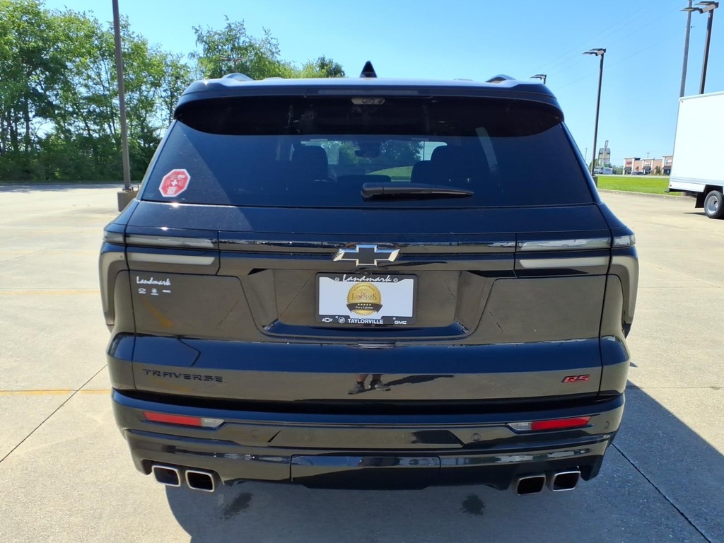 Chevrolet Traverse Vehicle Full-screen Gallery Image 20