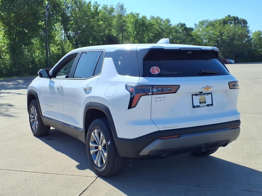 Chevrolet Equinox Vehicle Full-screen Gallery Image 3