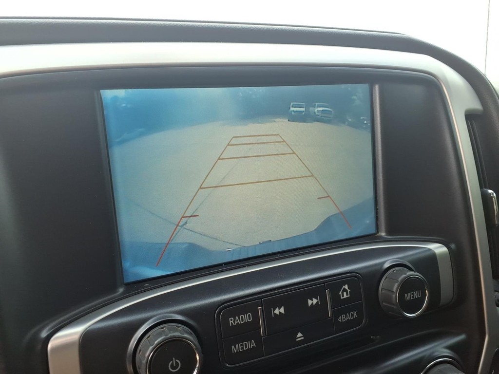 GMC Sierra 1500 Vehicle Full-screen Gallery Image 26