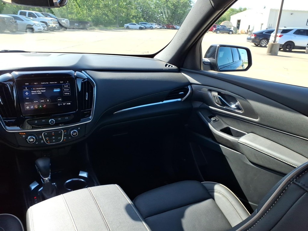 Chevrolet Traverse Vehicle Full-screen Gallery Image 5