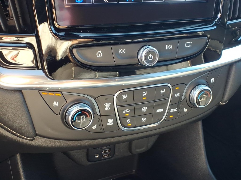 Chevrolet Traverse Vehicle Full-screen Gallery Image 10