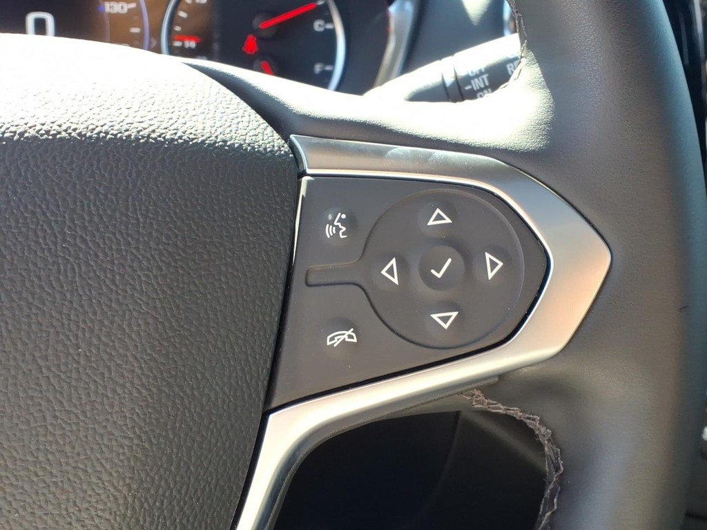Chevrolet Traverse Vehicle Full-screen Gallery Image 13