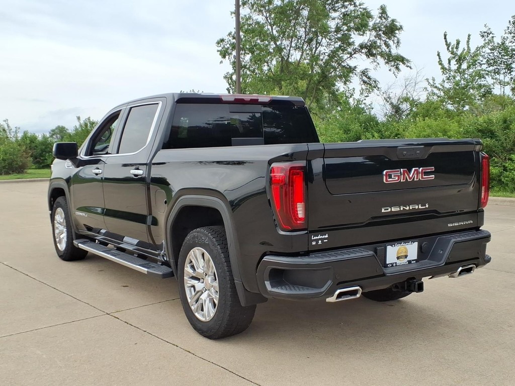 GMC Sierra 1500 Vehicle Full-screen Gallery Image 3