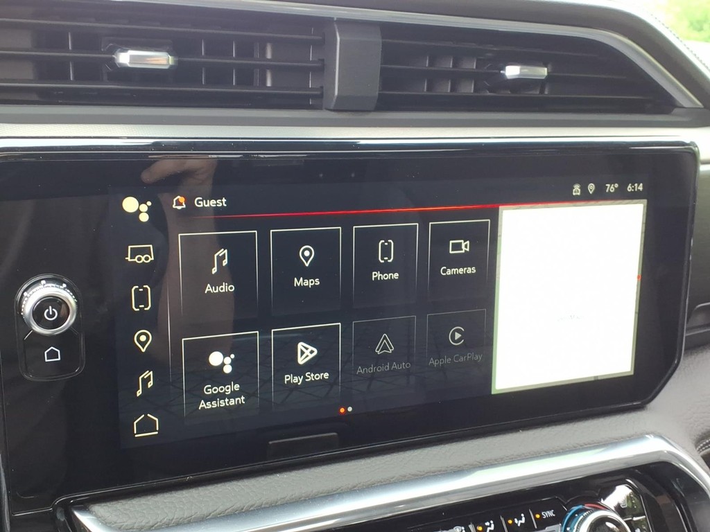 GMC Sierra 1500 Vehicle Full-screen Gallery Image 8
