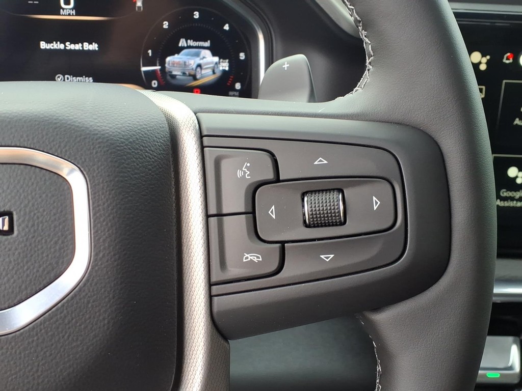 GMC Sierra 1500 Vehicle Full-screen Gallery Image 13