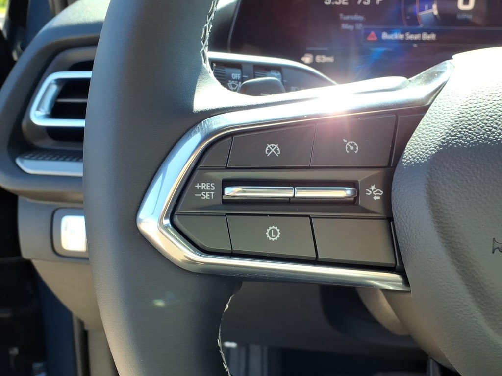 Chevrolet Traverse Vehicle Full-screen Gallery Image 11