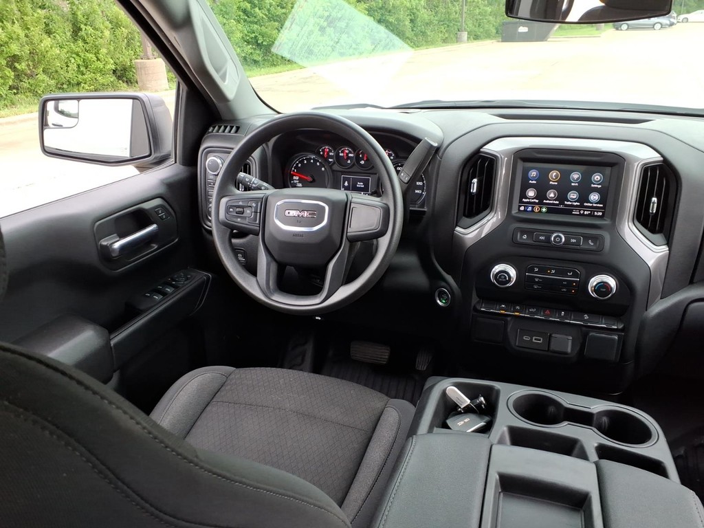 GMC Sierra 1500 Vehicle Full-screen Gallery Image 6