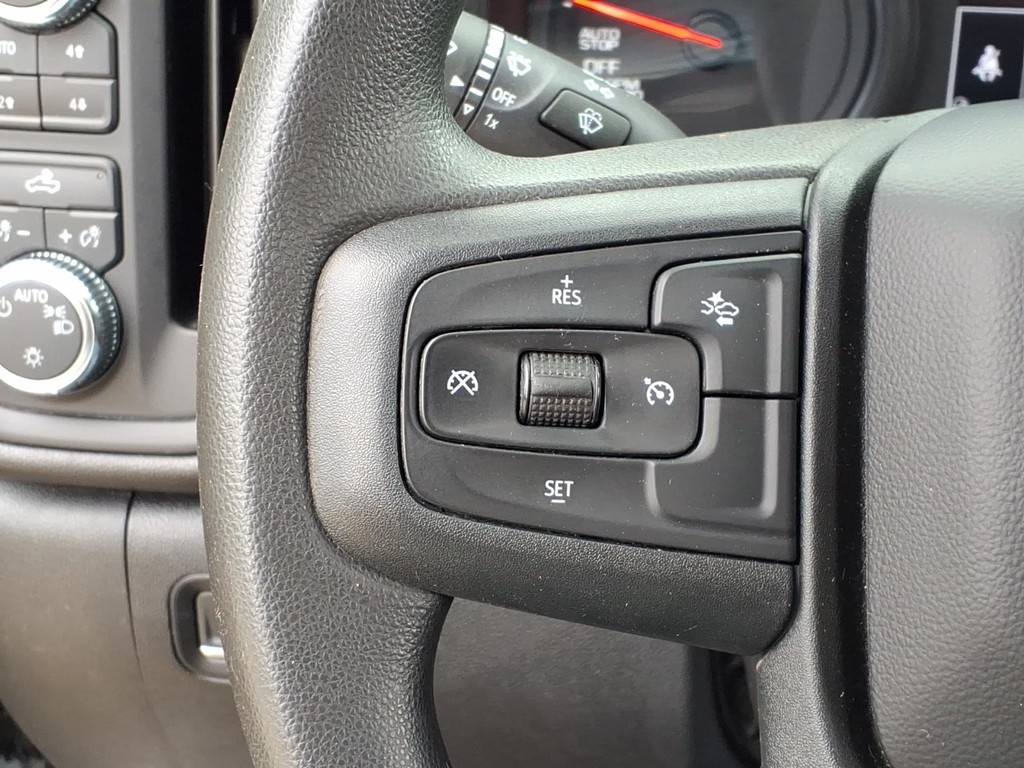 GMC Sierra 1500 Vehicle Full-screen Gallery Image 11