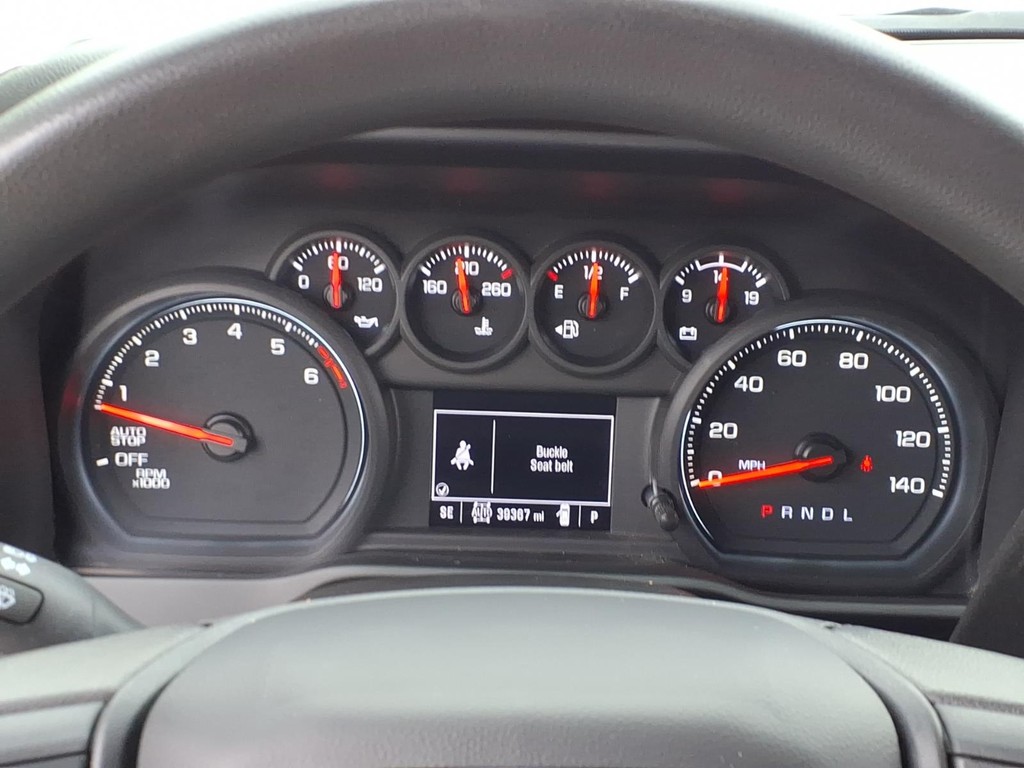 GMC Sierra 1500 Vehicle Full-screen Gallery Image 12