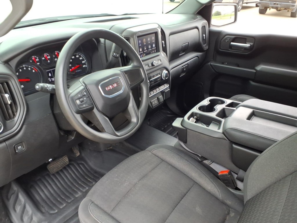 GMC Sierra 1500 Vehicle Full-screen Gallery Image 15