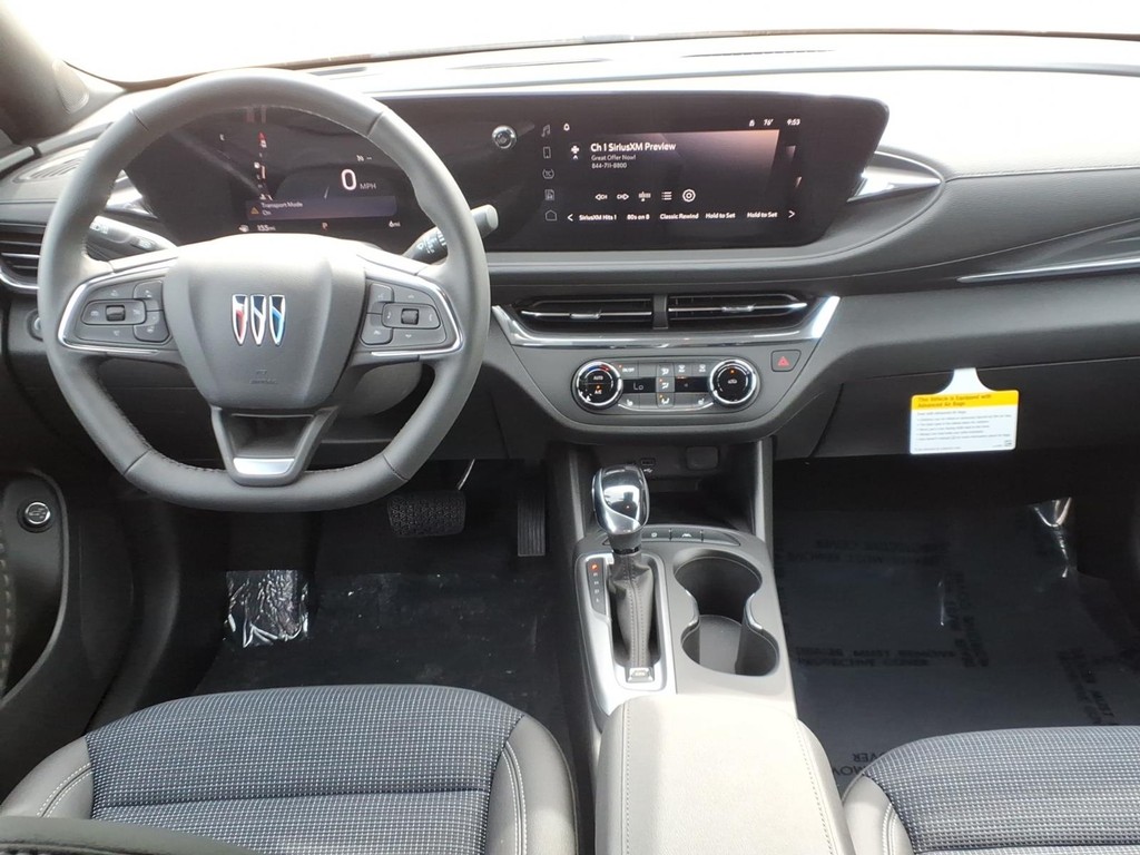 Buick Envista Vehicle Full-screen Gallery Image 6