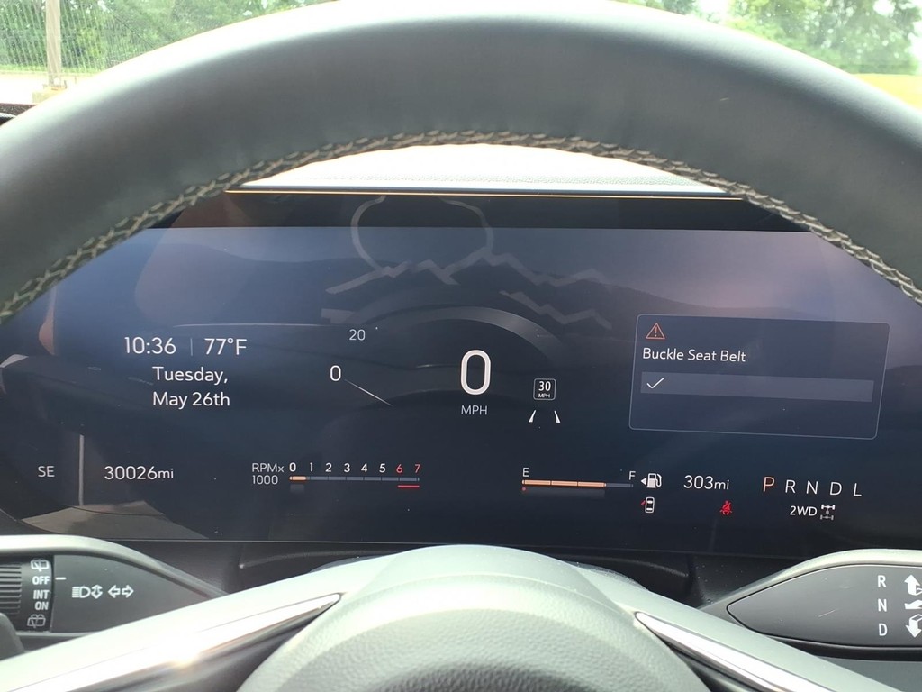 Buick Enclave Vehicle Full-screen Gallery Image 12