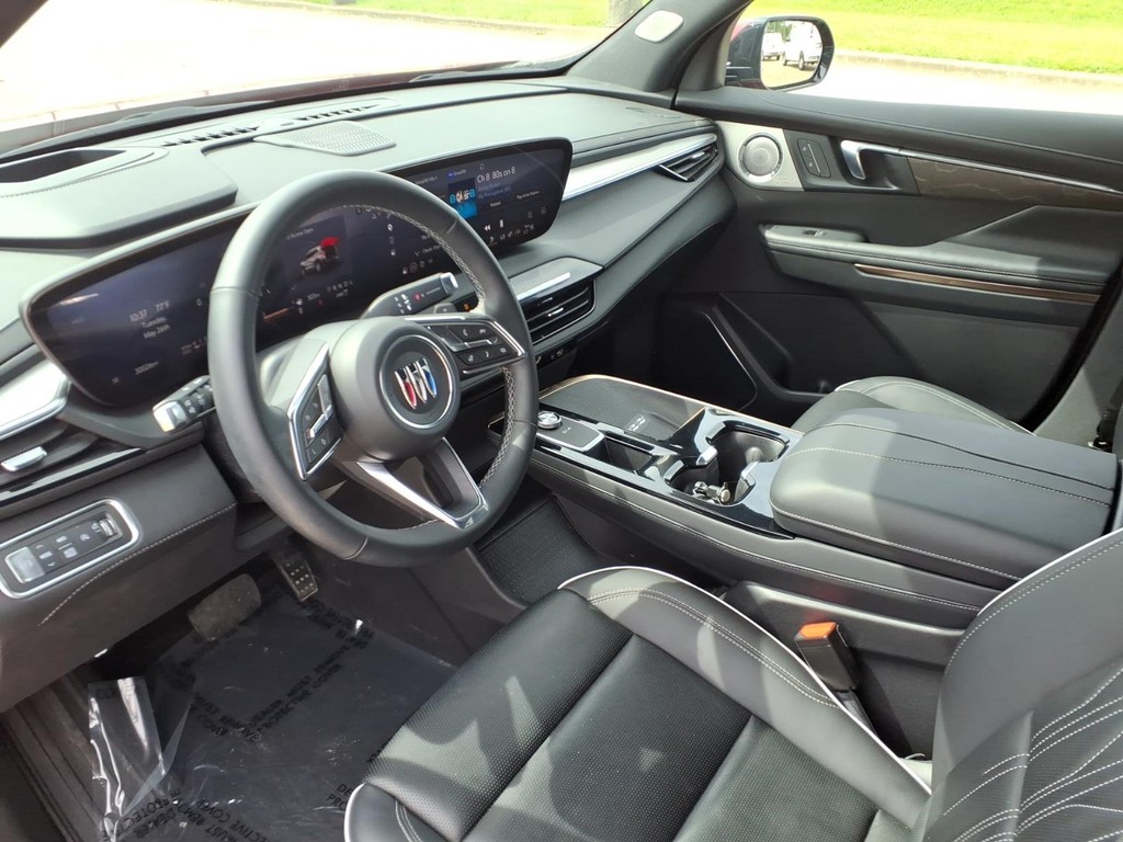 Buick Enclave Vehicle Full-screen Gallery Image 14