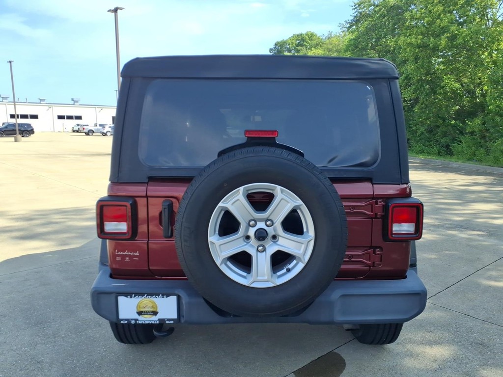 Jeep Wrangler Vehicle Full-screen Gallery Image 19