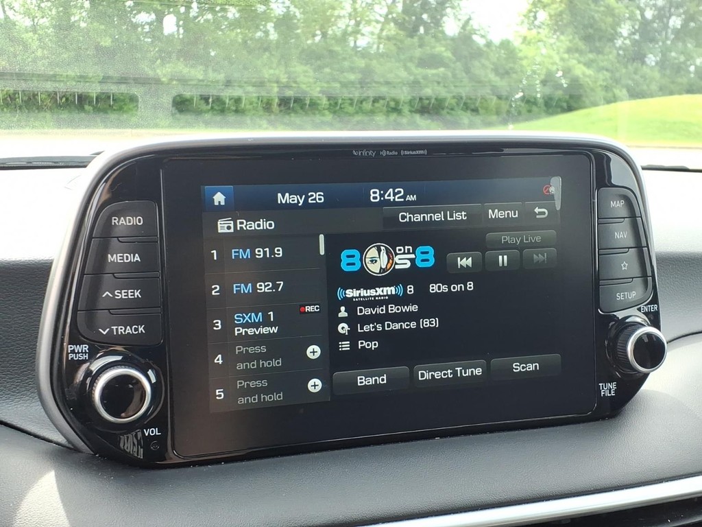 Hyundai Tucson Vehicle Full-screen Gallery Image 8