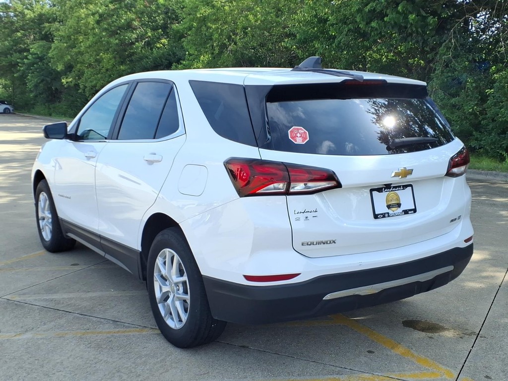 Chevrolet Equinox Vehicle Full-screen Gallery Image 03