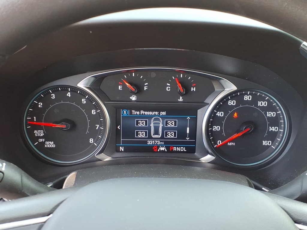 Chevrolet Equinox Vehicle Full-screen Gallery Image 14