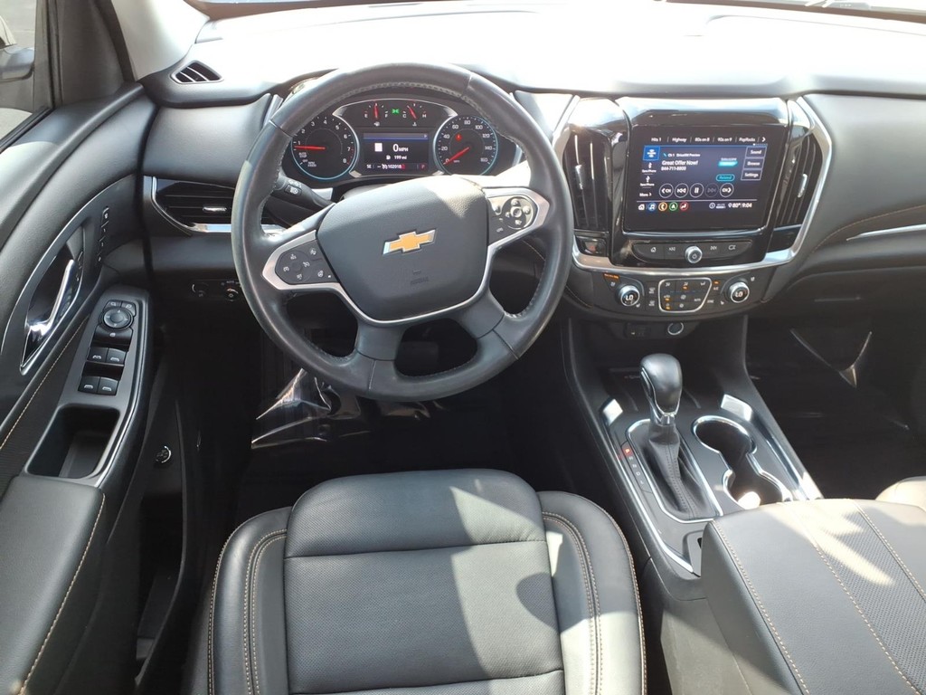 Chevrolet Traverse Vehicle Full-screen Gallery Image 07