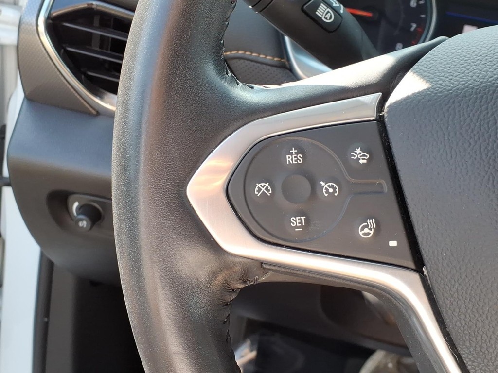 Chevrolet Traverse Vehicle Full-screen Gallery Image 13