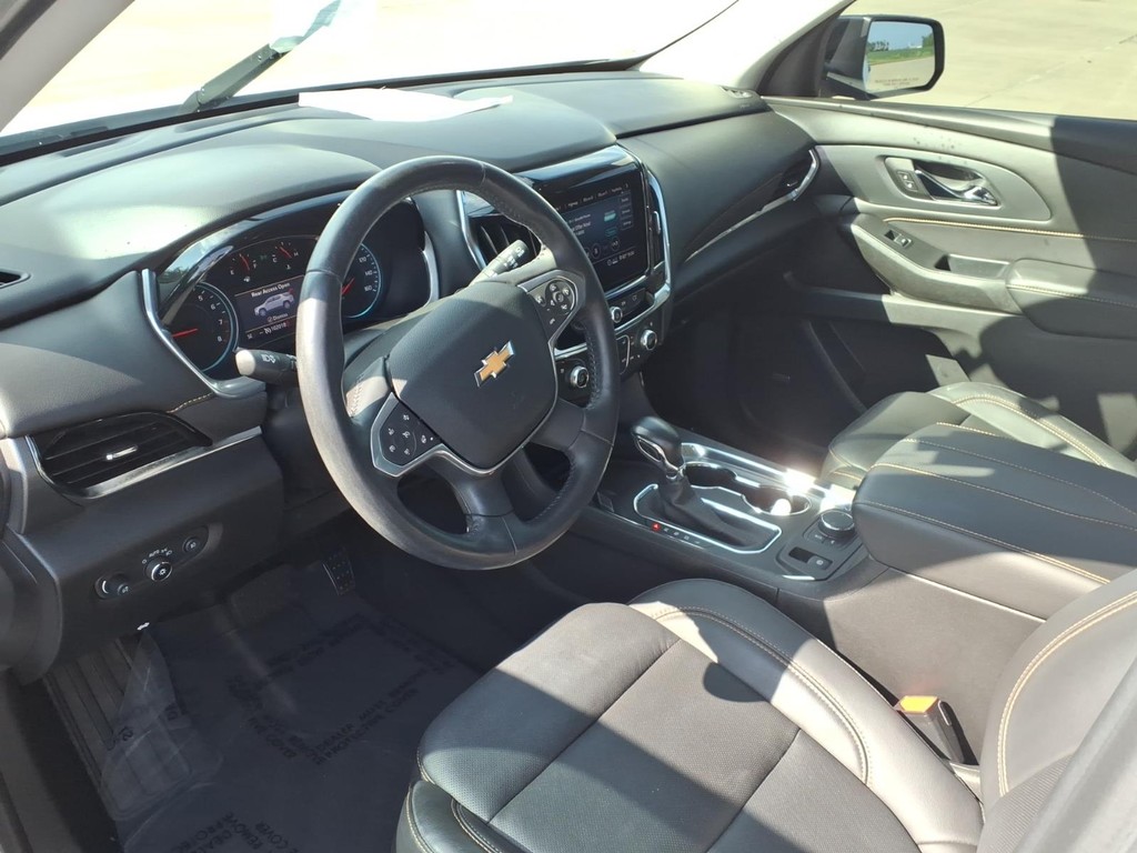 Chevrolet Traverse Vehicle Full-screen Gallery Image 17