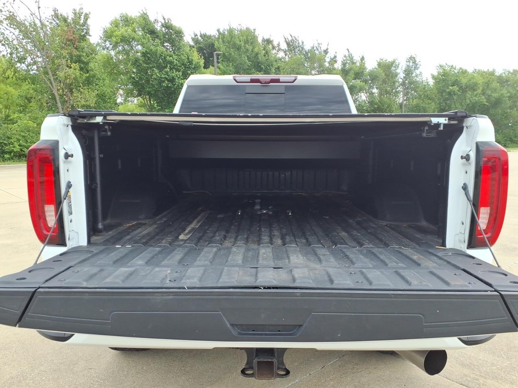 GMC Sierra 2500HD Vehicle Full-screen Gallery Image 19