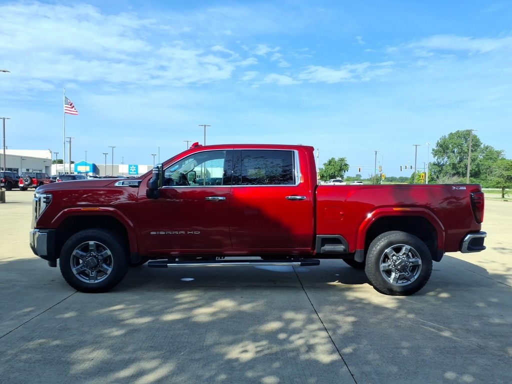 GMC Sierra 2500HD Vehicle Full-screen Gallery Image 2