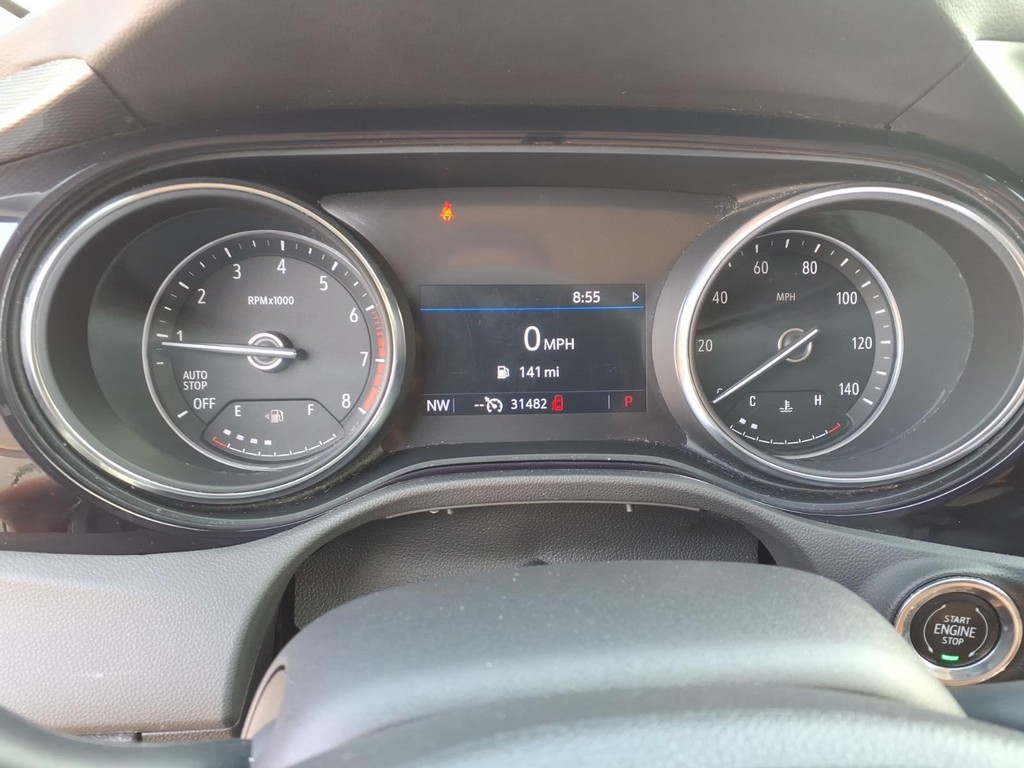 Buick Encore GX Vehicle Full-screen Gallery Image 16