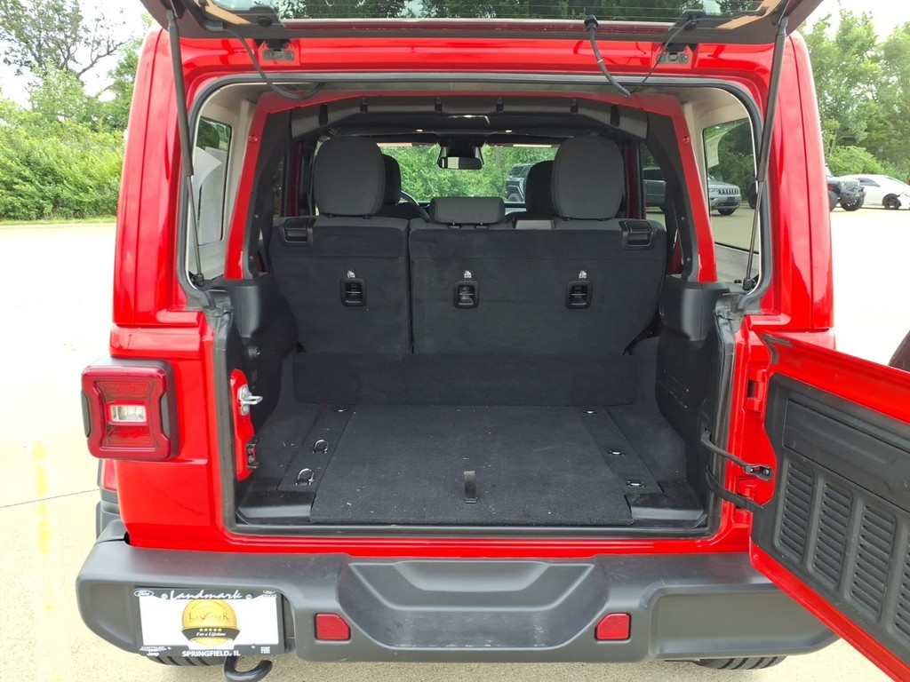 Jeep Wrangler 4xe Vehicle Full-screen Gallery Image 18