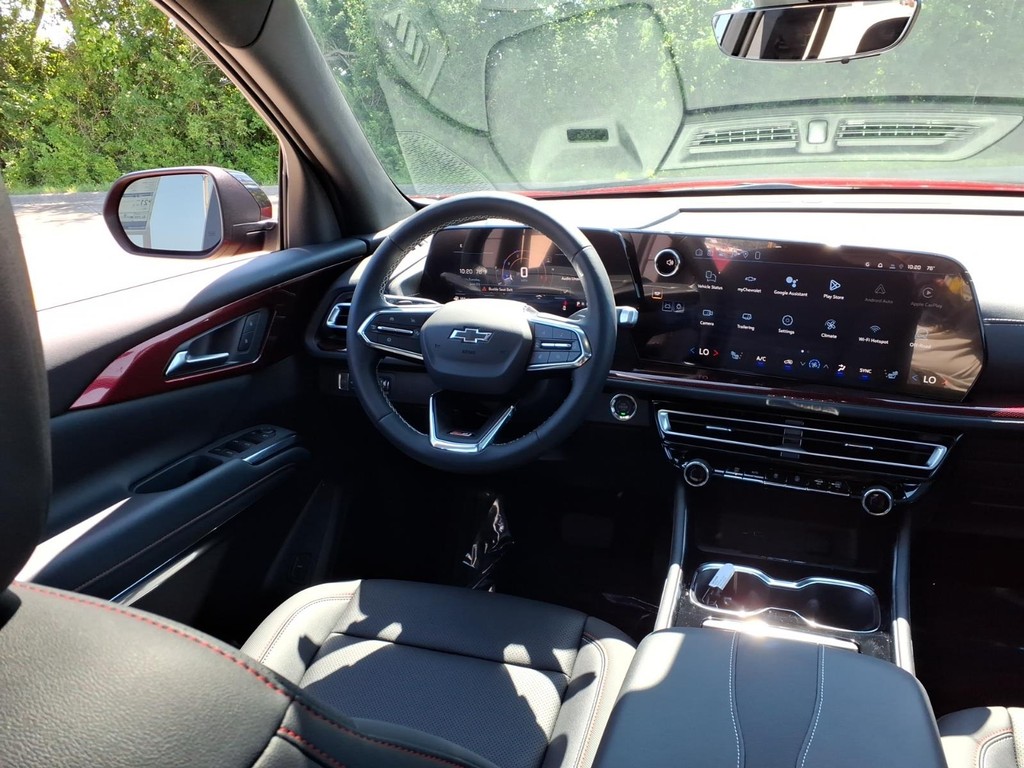 Chevrolet Traverse Vehicle Full-screen Gallery Image 6