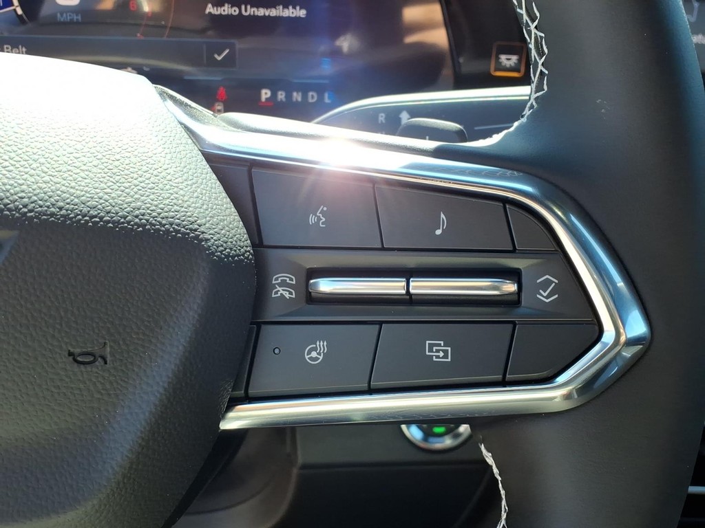 Chevrolet Traverse Vehicle Full-screen Gallery Image 12