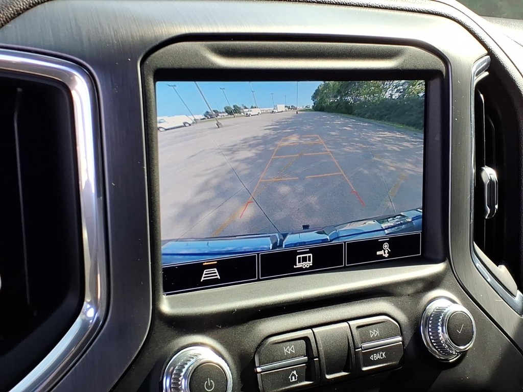 GMC Sierra 1500 Vehicle Full-screen Gallery Image 9