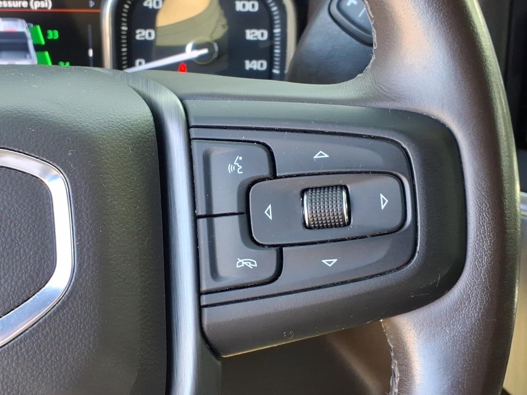 GMC Sierra 1500 Vehicle Full-screen Gallery Image 12