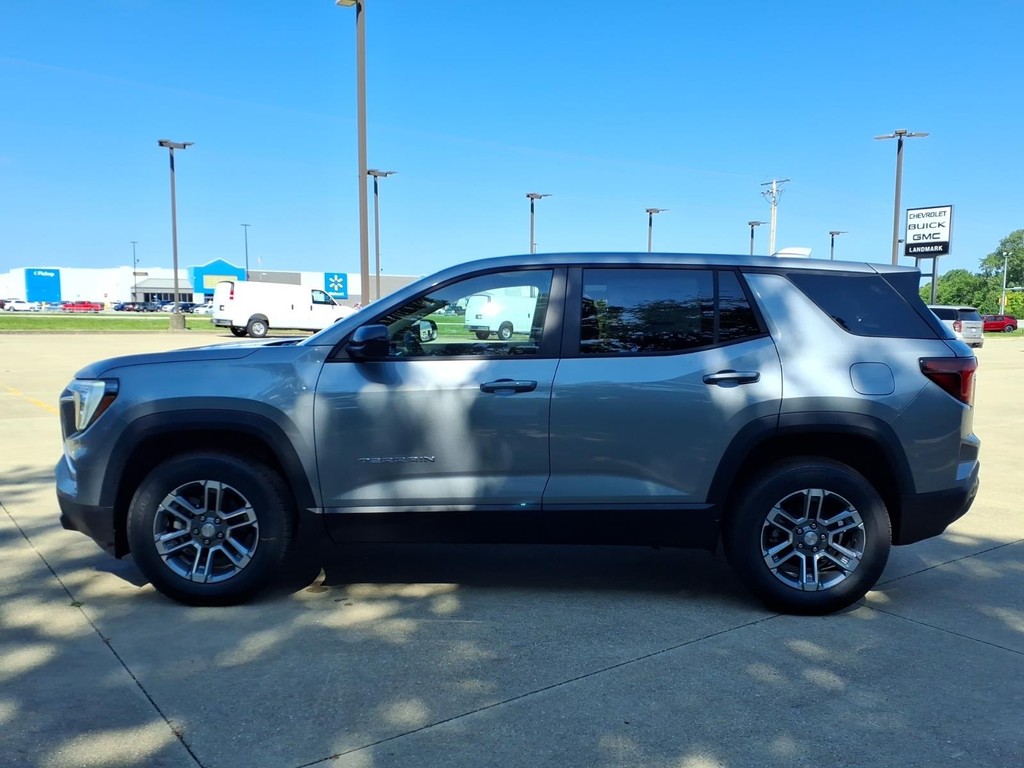 GMC Terrain Vehicle Full-screen Gallery Image 2