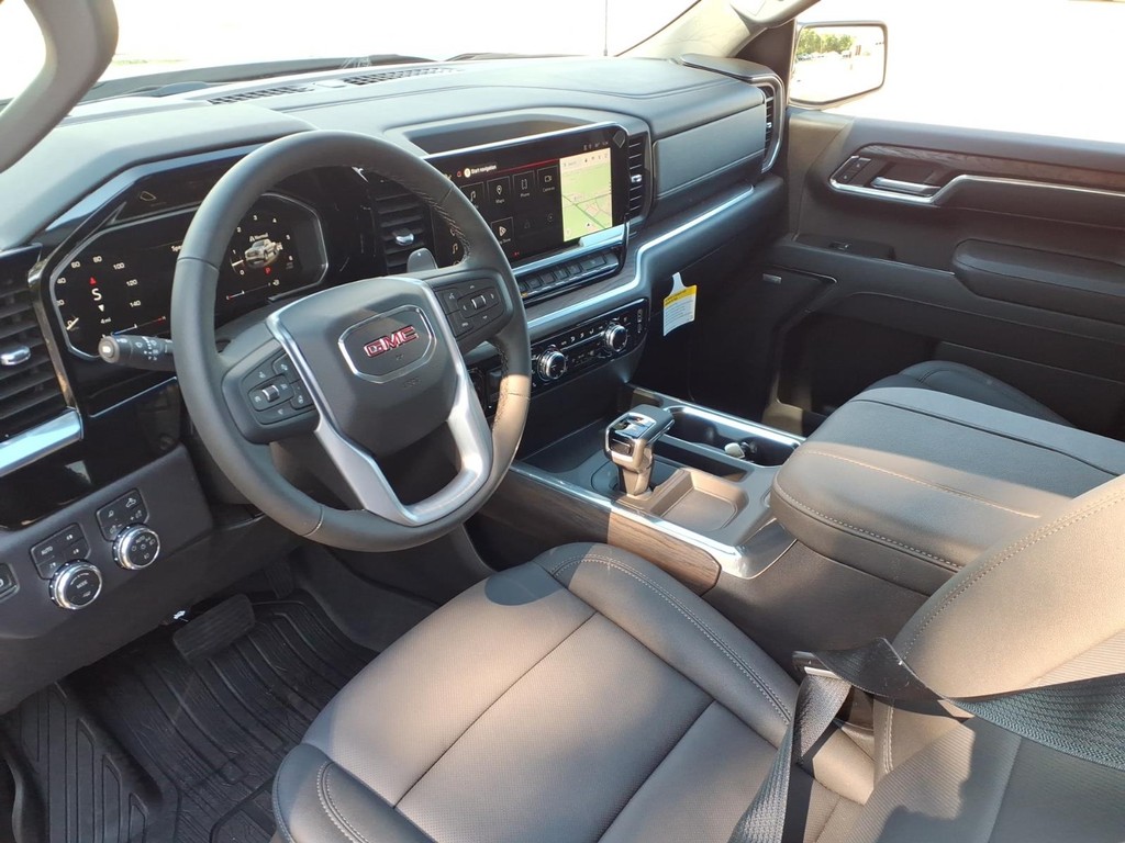 GMC Sierra 1500 Vehicle Full-screen Gallery Image 17
