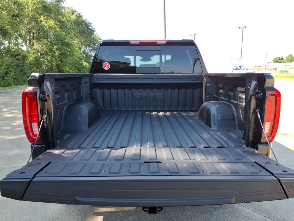 GMC Sierra 1500 Vehicle Full-screen Gallery Image 19