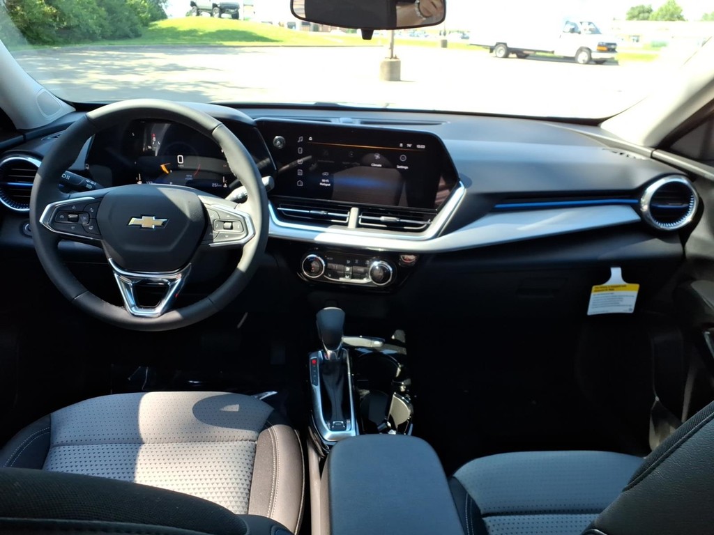 Chevrolet Trax Vehicle Full-screen Gallery Image 4