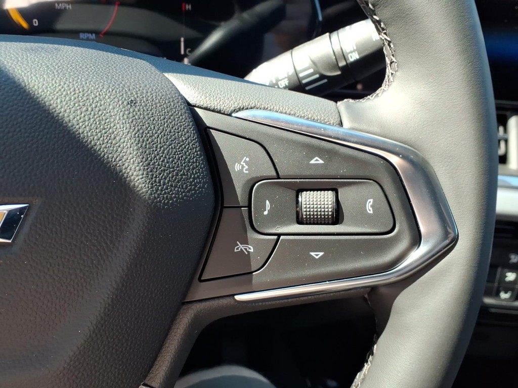 Chevrolet Trax Vehicle Full-screen Gallery Image 13