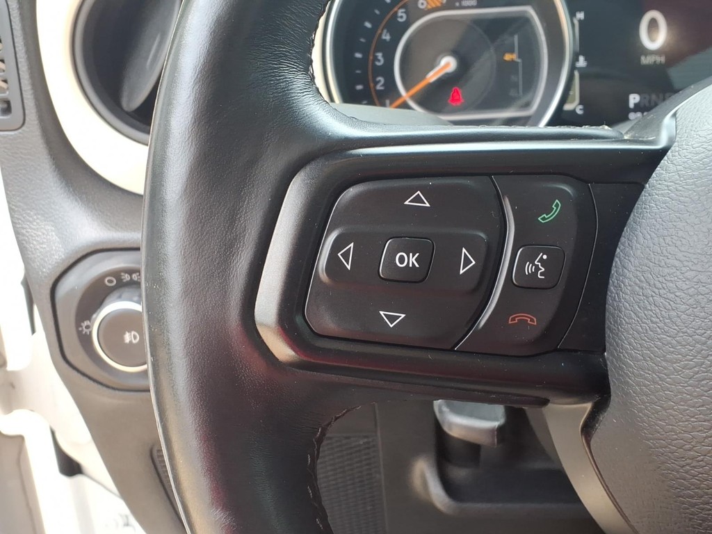 Jeep Wrangler Unlimited Vehicle Full-screen Gallery Image 12