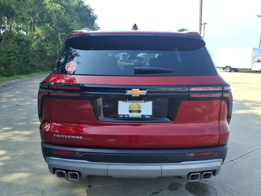 Chevrolet Traverse Vehicle Full-screen Gallery Image 19