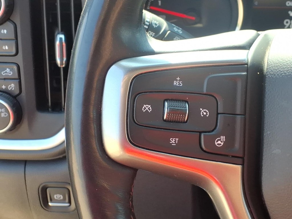 Chevrolet Silverado 1500 LTD Vehicle Full-screen Gallery Image 14