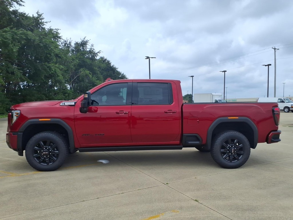GMC Sierra 2500HD Vehicle Full-screen Gallery Image 2