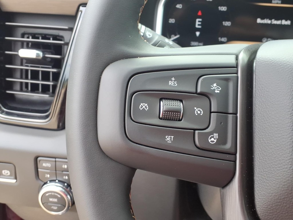 GMC Sierra 2500HD Vehicle Full-screen Gallery Image 11